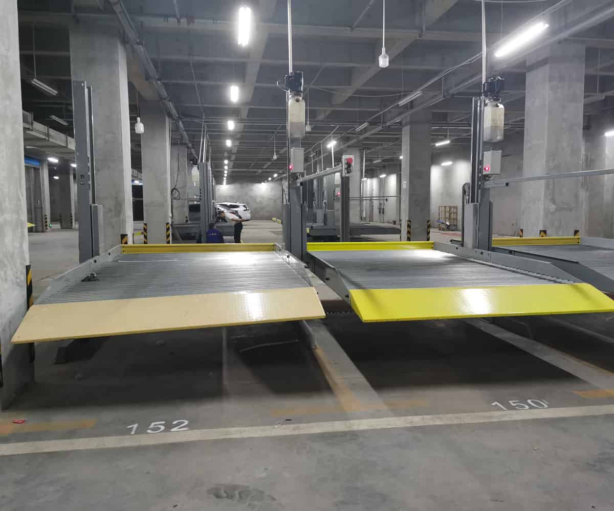兩層簡易類機械立體停車設(shè)備回收.jpg